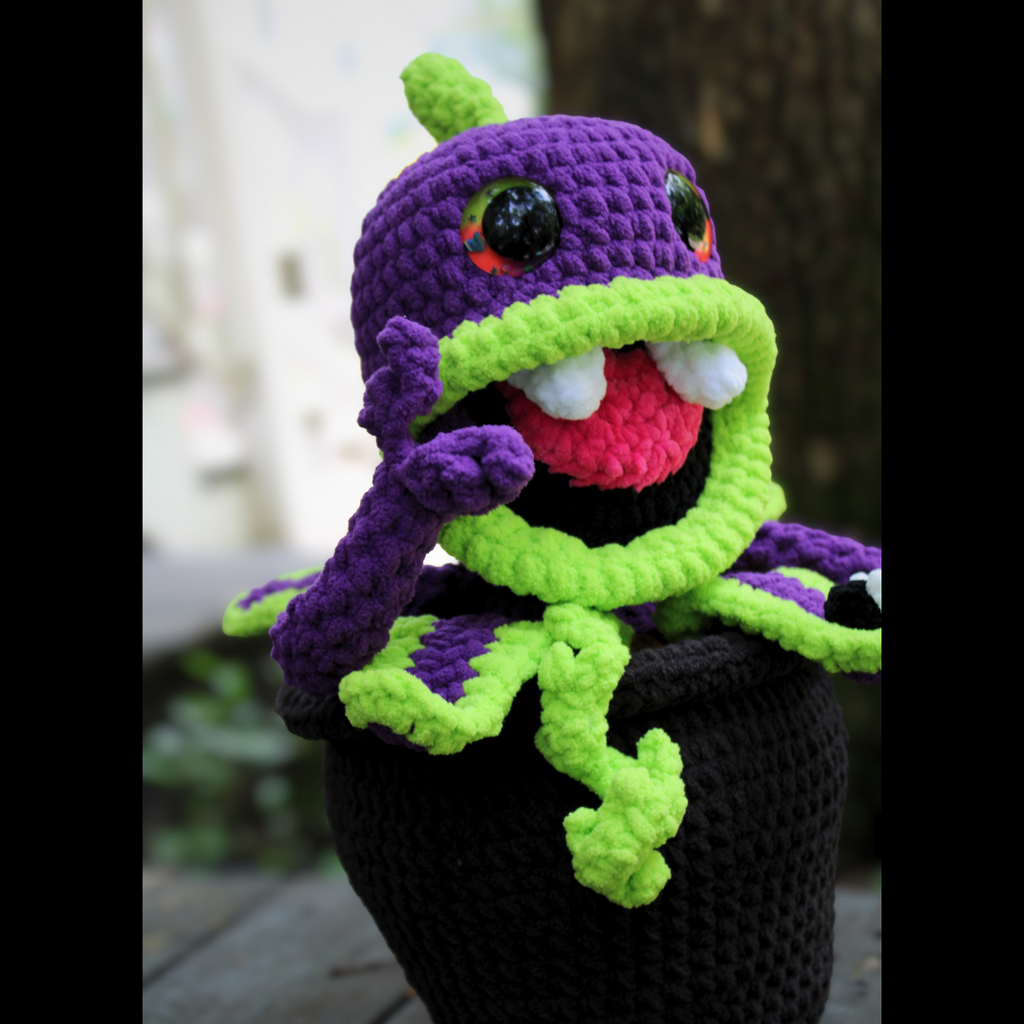 Chomp the Carnivorous Plant Plush | Giant Weighted Venus Flytrap Crochet Plush